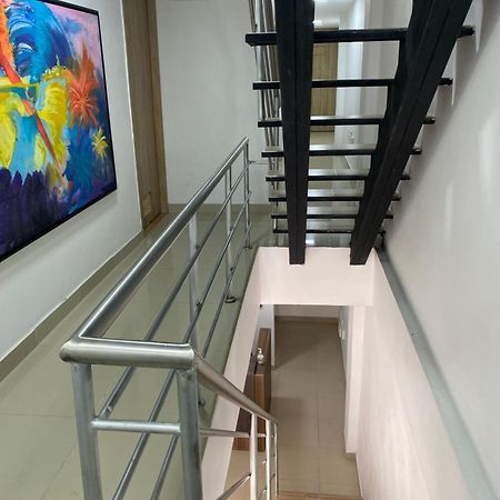 Aparthotel 110 Loft Cali Esterno foto