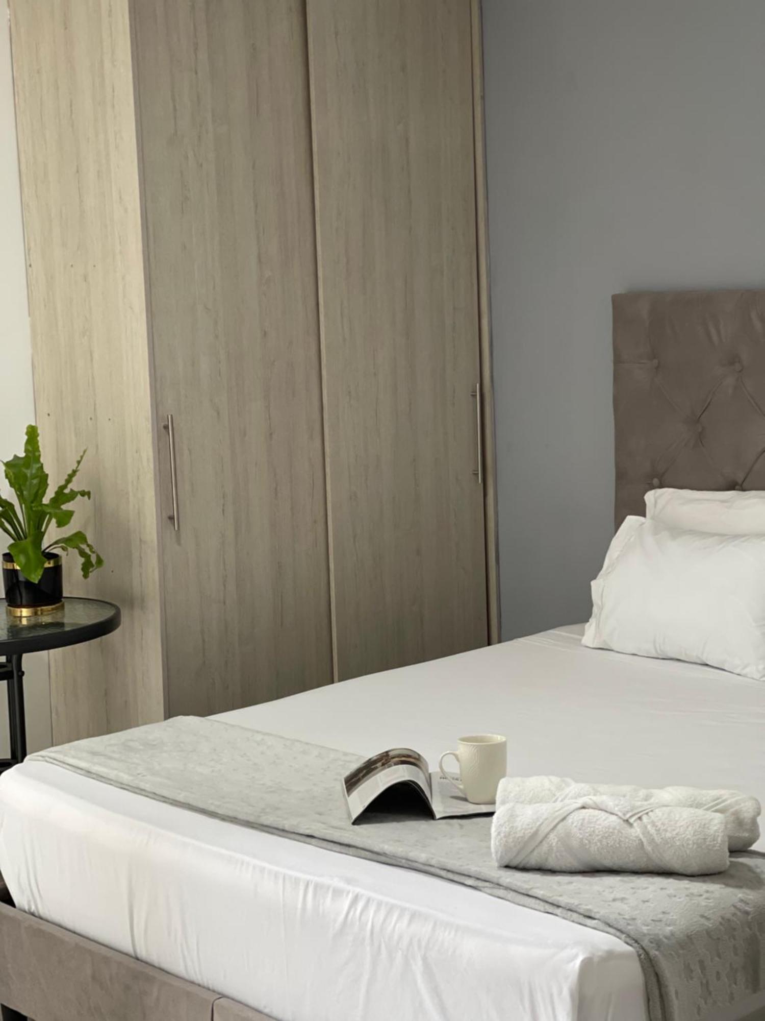 Aparthotel 110 Loft Cali Esterno foto